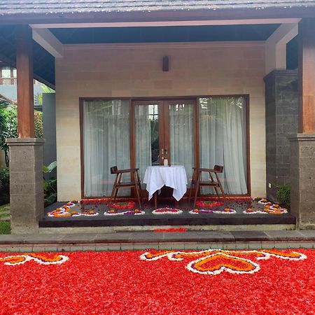 Poka Ubud Hidden Paradise & Spa By Eps מראה חיצוני תמונה
